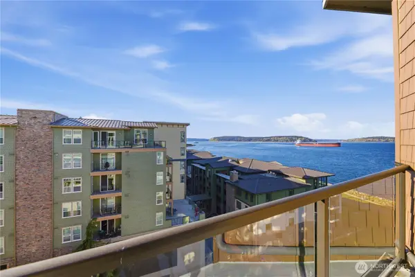 4961 Main Street #810, Tacoma, WA 98407