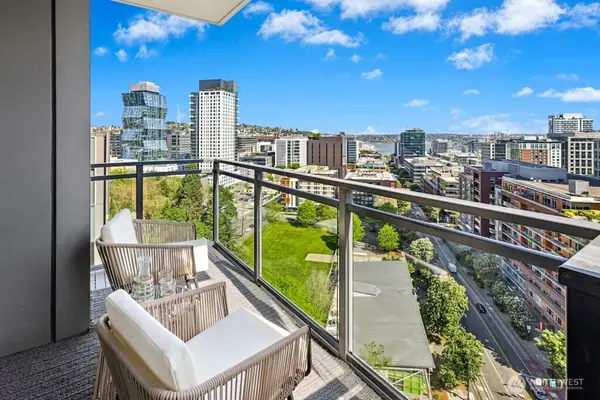 820 Blanchard Street #1501, Seattle, WA 98121