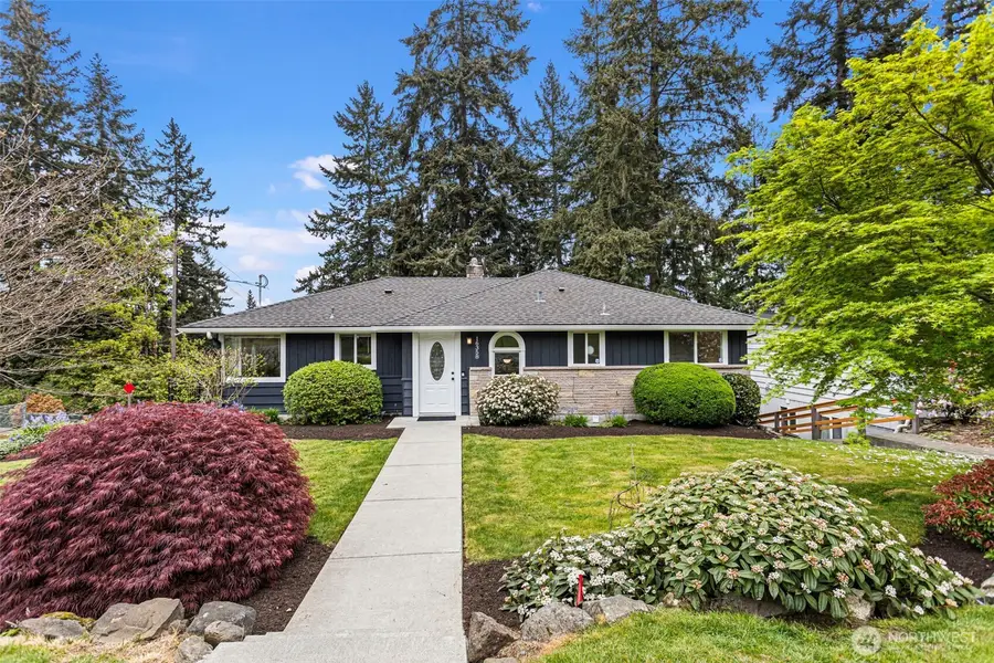 16358 Ashworth Avenue N, Shoreline, WA 98133 - #2