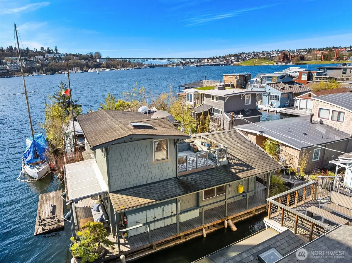 2321 Fairview Avenue E #4, Seattle, WA 98102 - #1
