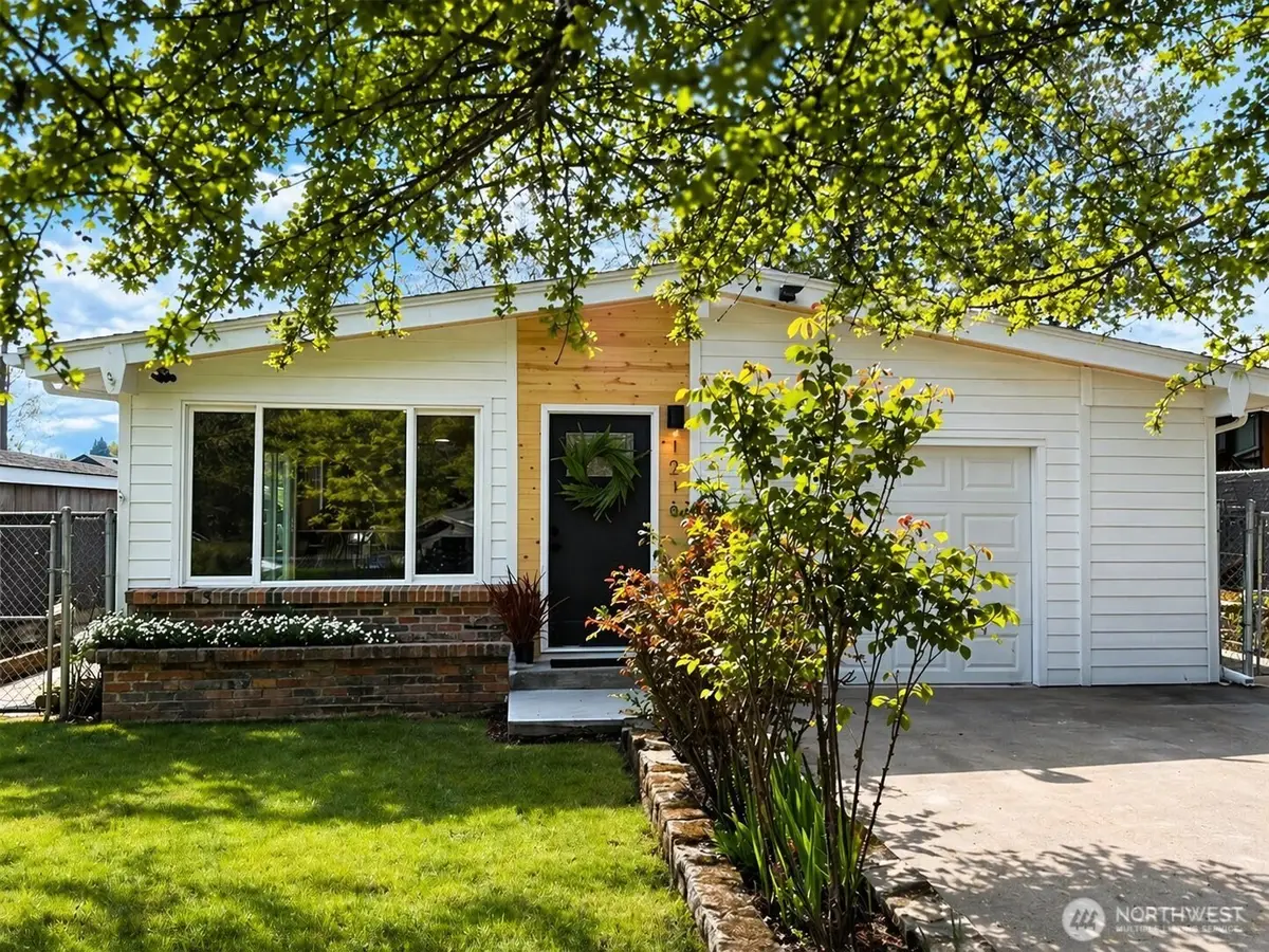 1216 E 70th Street, Tacoma, WA 98404 - #1