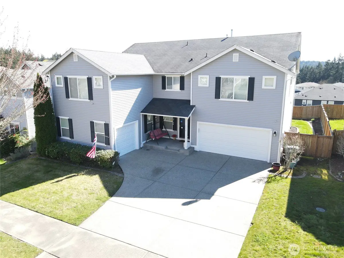 1175 Swan Loop, Dupont, WA 98327 - #1