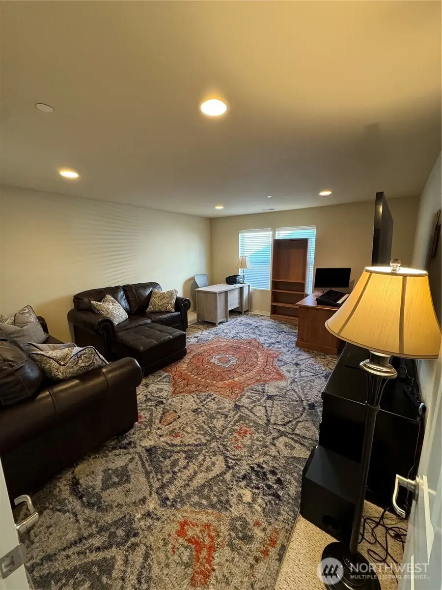 1175 Swan Loop, Dupont, WA 98327 - #3