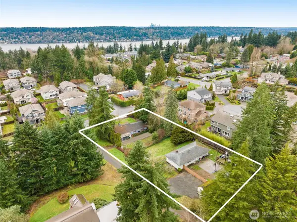 8036 116th Avenue Se, Newcastle, WA 98056