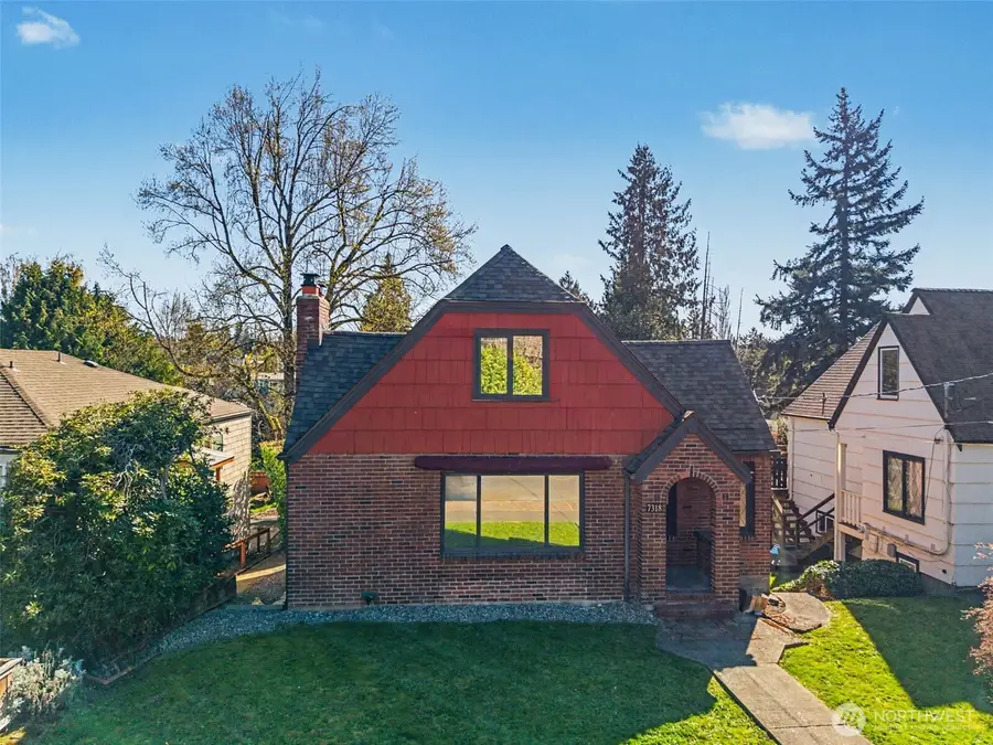 7318 20th Avenue Ne, Seattle, WA 98115 - #2