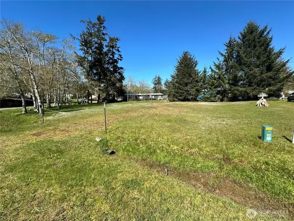 732 Edgewood Avenue Ne #36 & 37, Ocean Shores, WA 98569