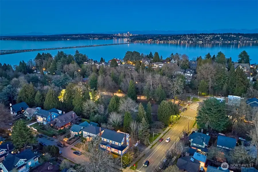 2736 34th Avenue S, Seattle, WA 98144 - #2