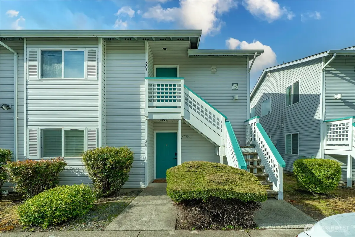 1101 37th Street Se #301, Auburn, WA 98002 - #1