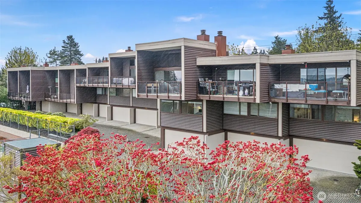 611 S State Street #9, Kirkland, WA 98033 - #1