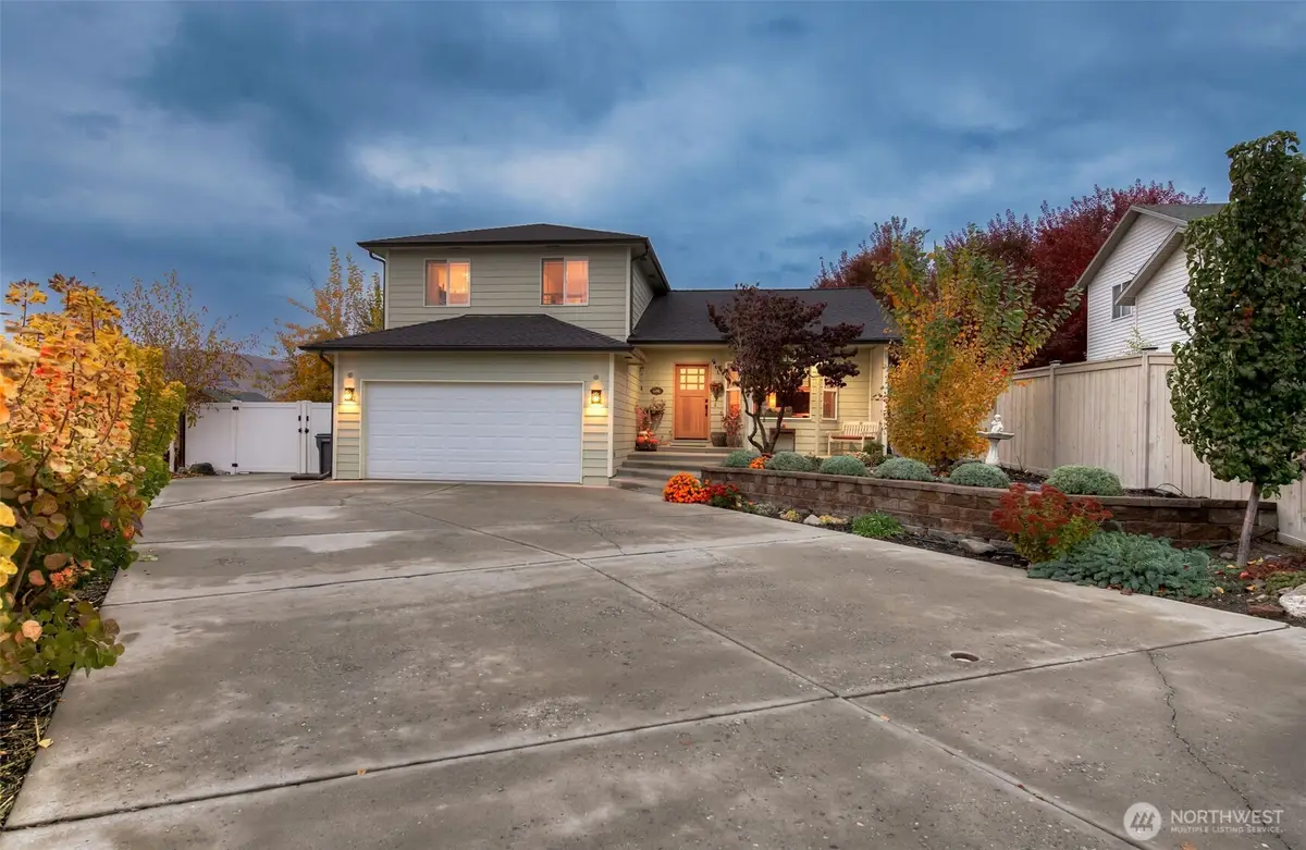 318 S Mary Lane, East Wenatchee, WA 98802 - #1