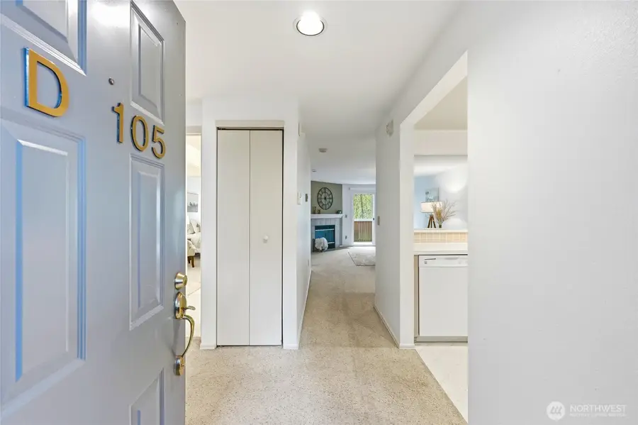 12720 NE 10th Place #D105, Bellevue, WA 98005 - #2