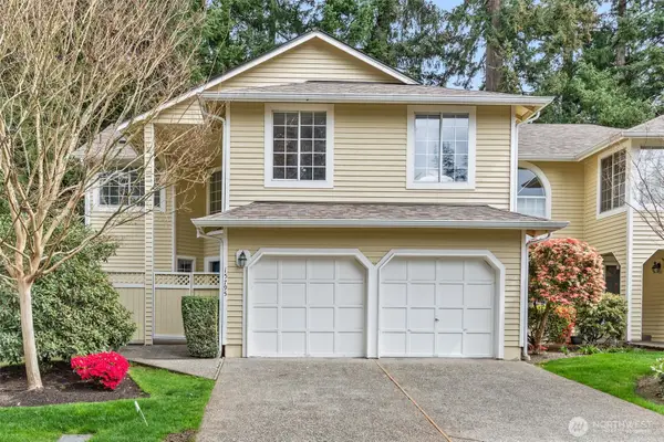 15795 Northup Way #7, Bellevue, WA 98008