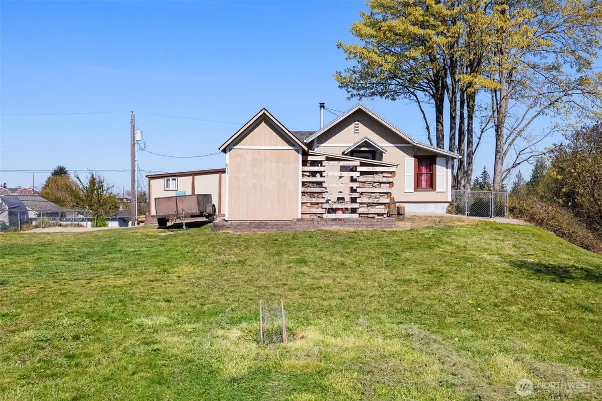 817 W 13th Street, Port Angeles, WA 98363 - #1