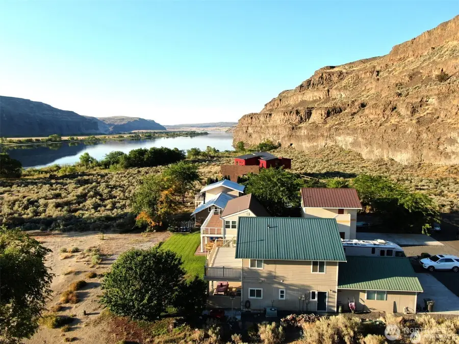 312 SW River Drive, Quincy, WA 98848 - #3