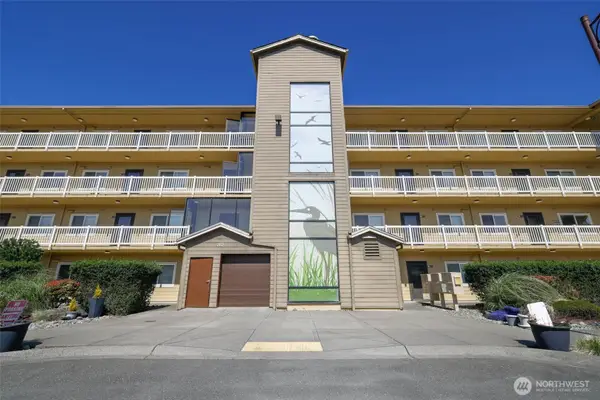 262 Oyhut Bay Boulevard Sw #305, Ocean Shores, WA 98569