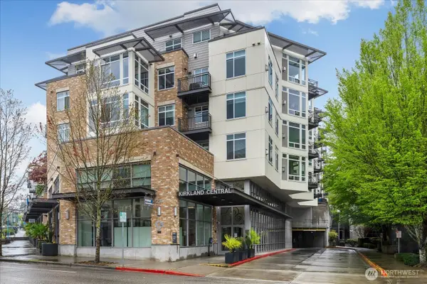 211 Kirkland Avenue #208, Kirkland, WA 98033