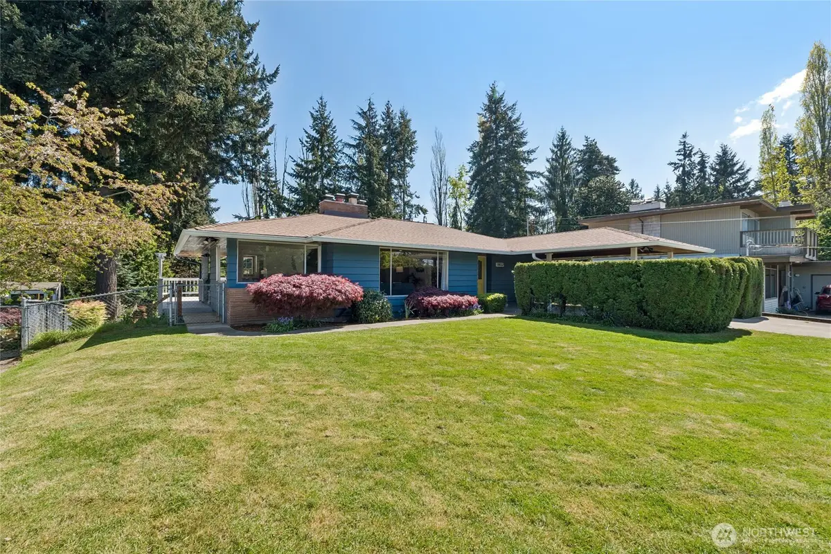18832 1st Place Sw, Normandy Park, WA 98166 - #1