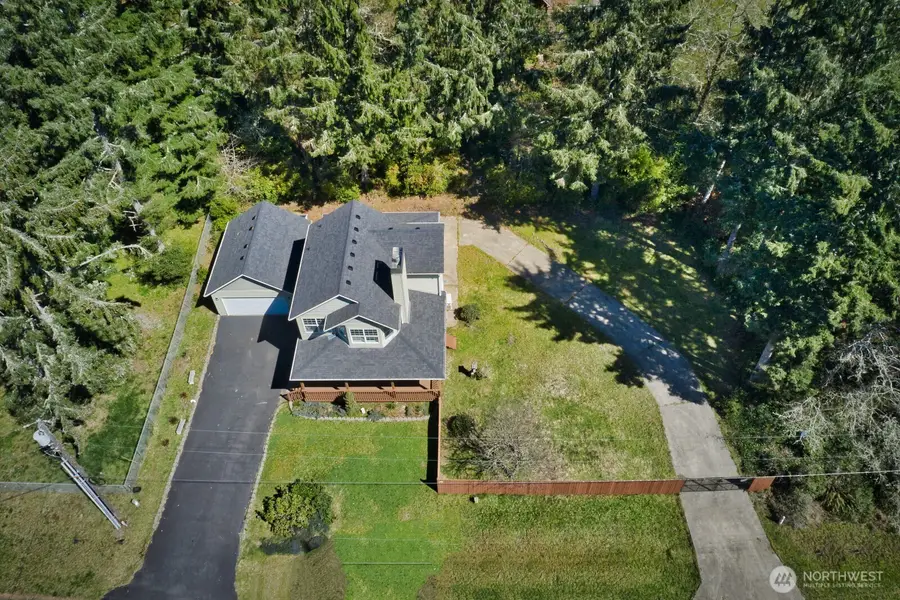 830 Discovery Avenue Se, Ocean Shores, WA 98569 - #3