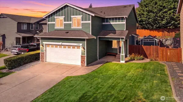 27708 Ridge Way, Stanwood, WA 98292