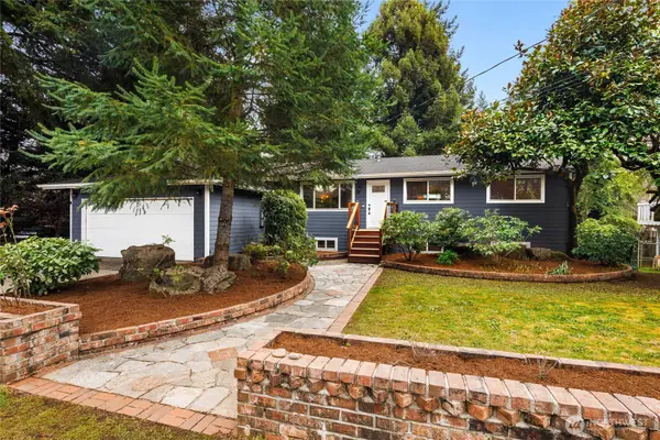 5839 NE 197th Street, Kenmore, WA 98028