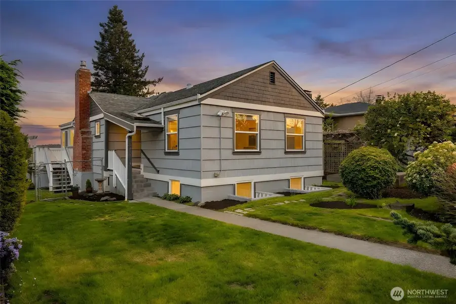 2010 9th Street, Anacortes, WA 98221 - #2