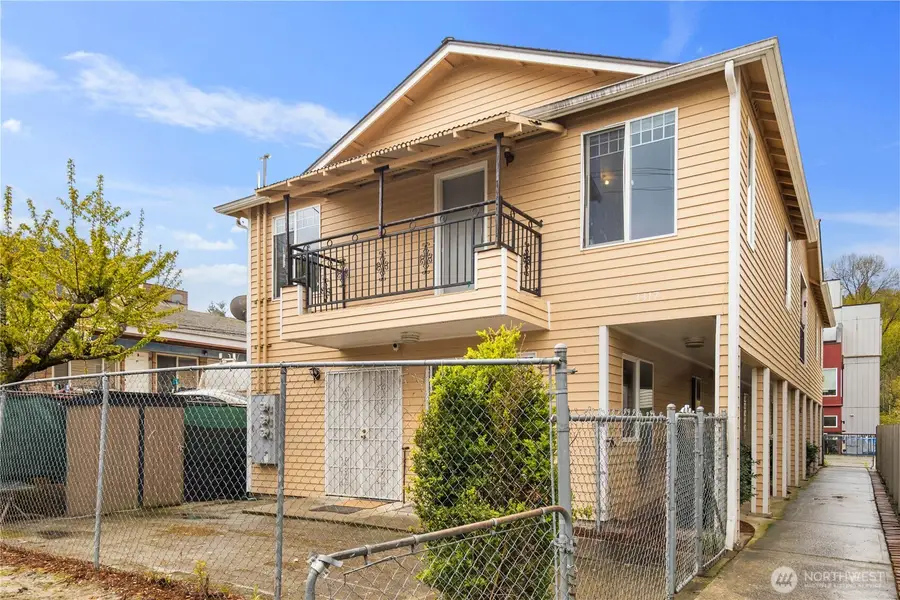 3317 Claremont Avenue S, Seattle, WA 98144 - #2