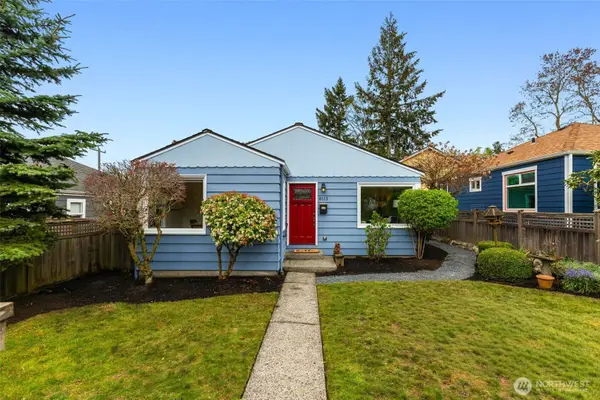 8115 34th Avenue Sw, Seattle, WA 98126