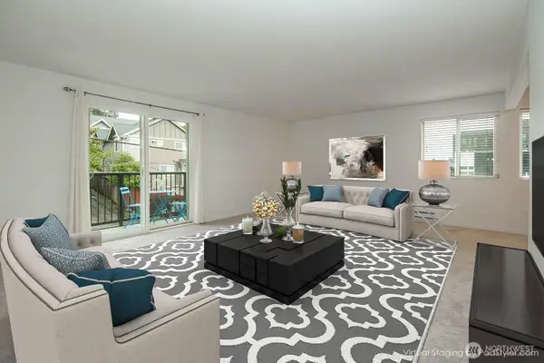 8747 Phinney Avenue N #13, Seattle, WA 98103