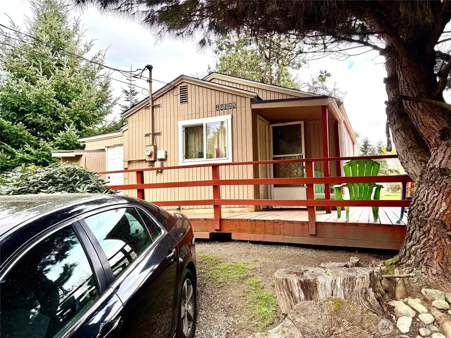 10028 30th Avenue Sw, Seattle, WA 98146 - #3