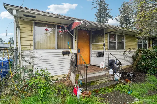 2008 Harrington Circle Ne, Renton, WA 98056