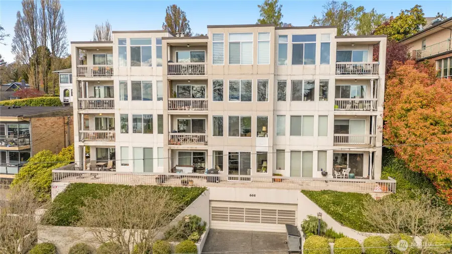 666 W Olympic Place #201, Seattle, WA 98119 - #2