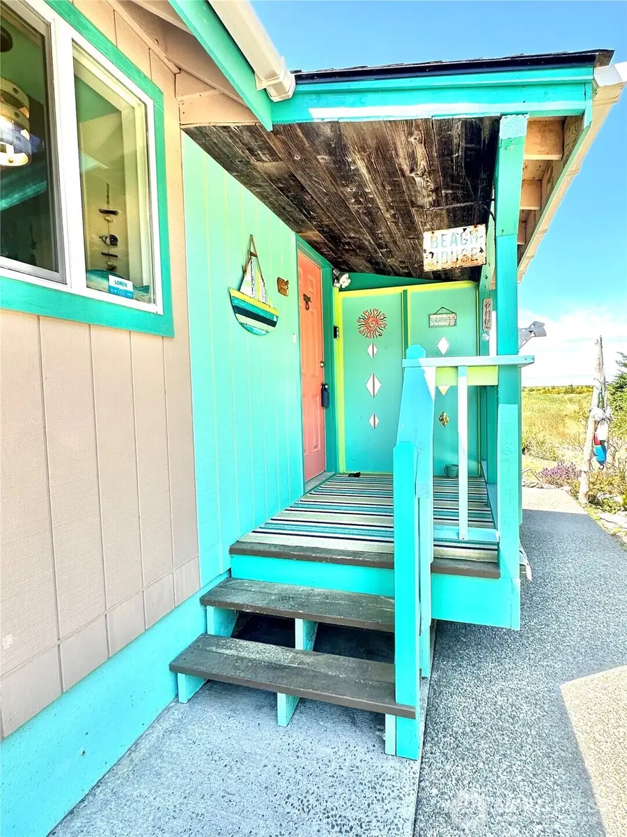 15217 Pacific Way, Long Beach, WA 98631 - #2