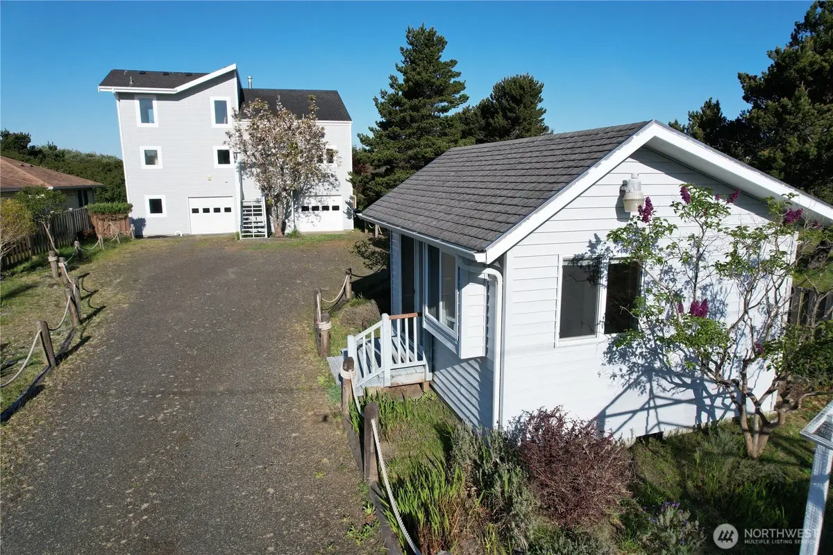 271 Sand Dune Avenue Nw, Ocean Shores, WA 98569 - #1