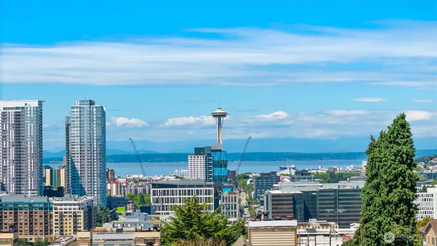 232 Belmont Avenue E #202, Seattle, WA 98102 - #3