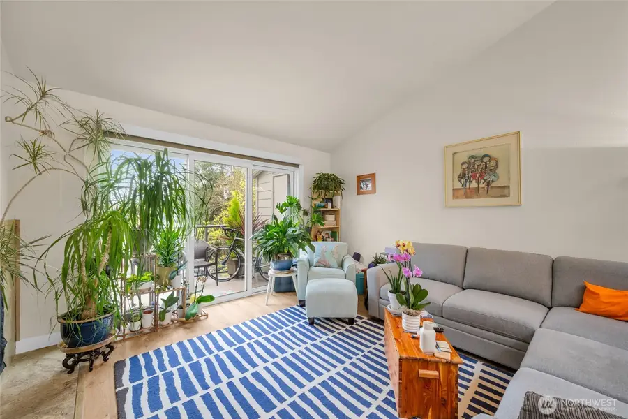 2949 76th Avenue Se #82B, Mercer Island, WA 98040 - #2