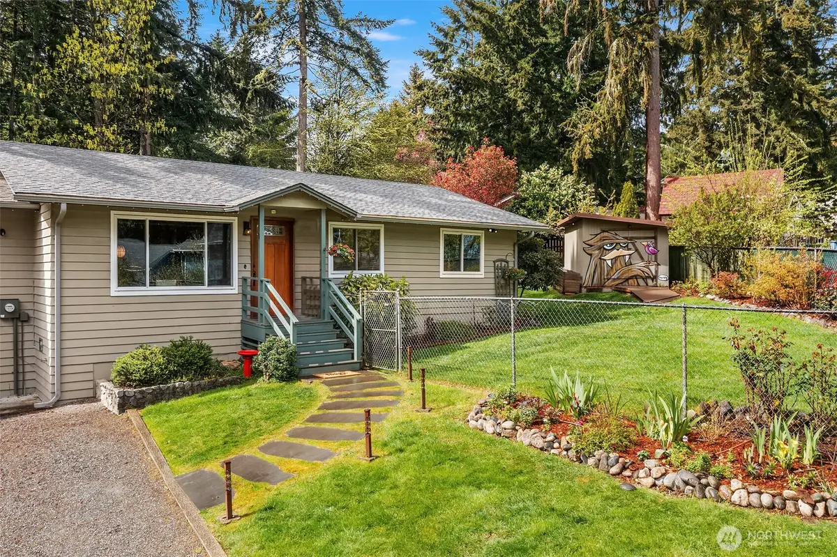 19047 87th Place Sw, Vashon, WA 98070 - #1