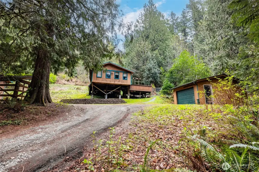 2085 Butler Creek Road, Sedro Woolley, WA 98284 - #2