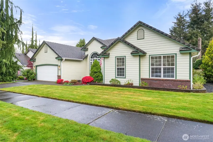 4129 Campus Green Loop Ne, Lacey, WA 98516 - #3