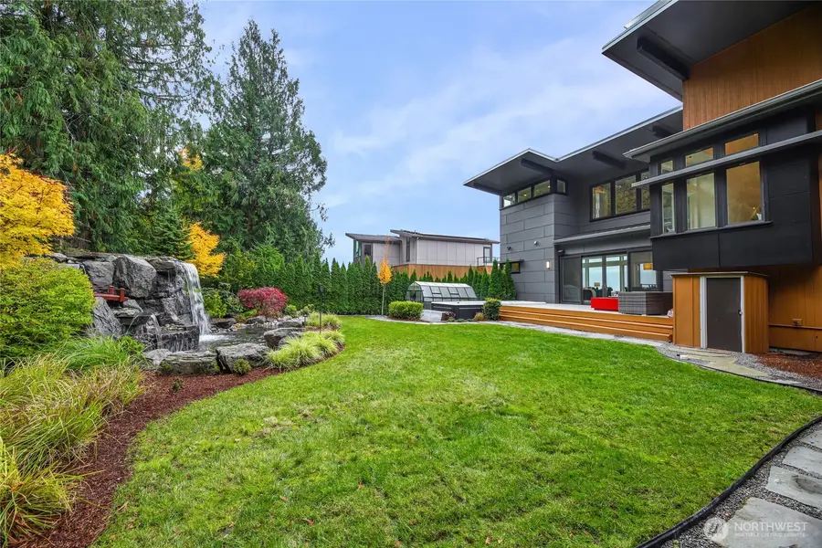 3037 NE Harrison Drive, Issaquah, WA 98029 - #3