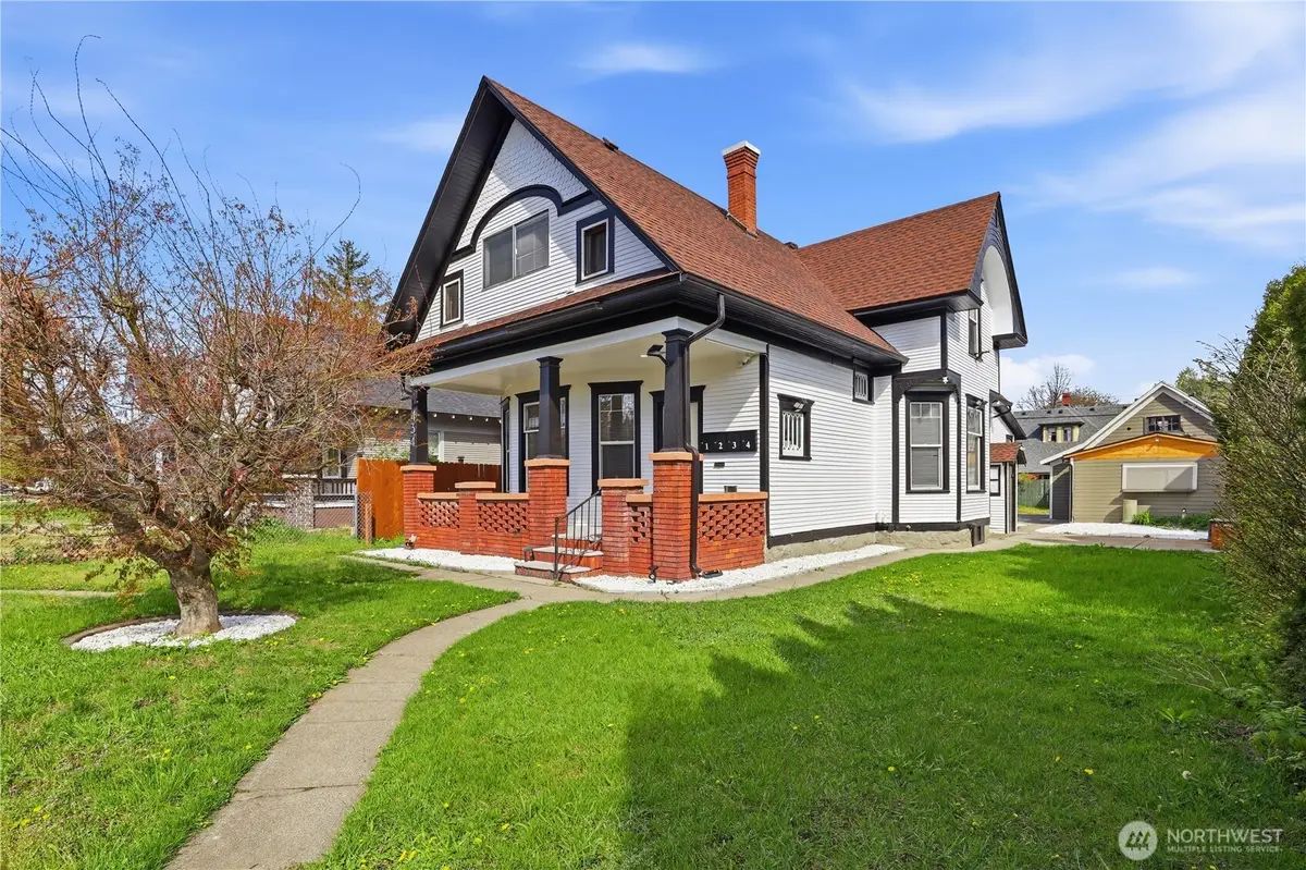 434 W Buckeye Avenue, Spokane, WA 99205 - #1