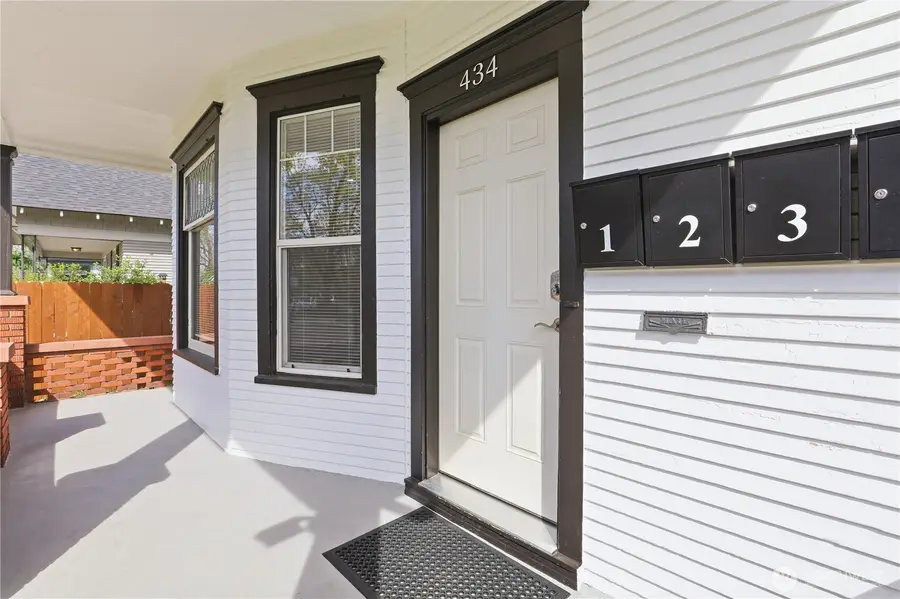 434 W Buckeye Avenue, Spokane, WA 99205 - #2