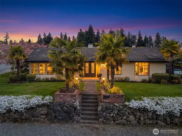 8201 SE 67th Street, Mercer Island, WA 98040