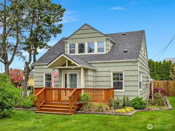 4116 L Place, Seaview, WA 98644