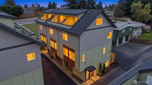 14608 Corliss Avenue N #B, Shoreline, WA 98133