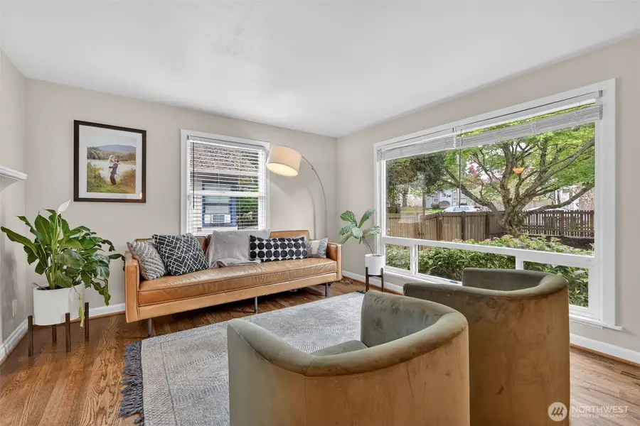 7310 30th Avenue Sw, Seattle, WA 98126 - #3