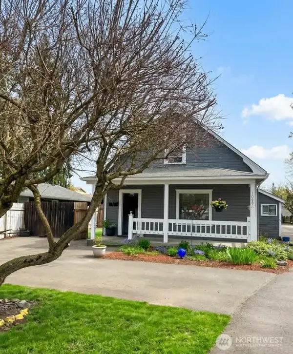 1088 Beach Avenue #A, Marysville, WA 98270