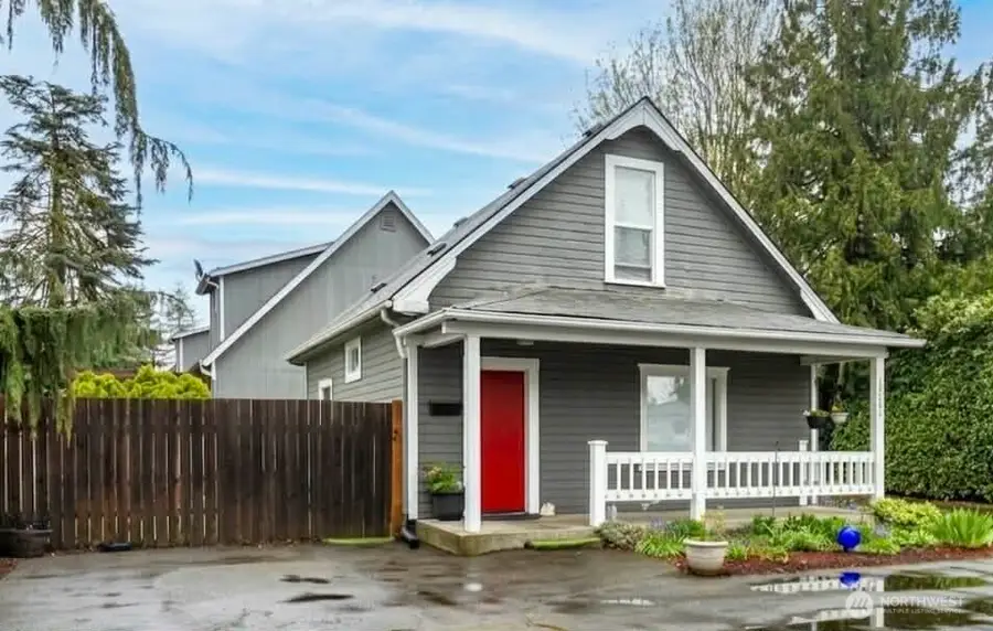 1088 Beach Avenue #A, Marysville, WA 98270 - #2