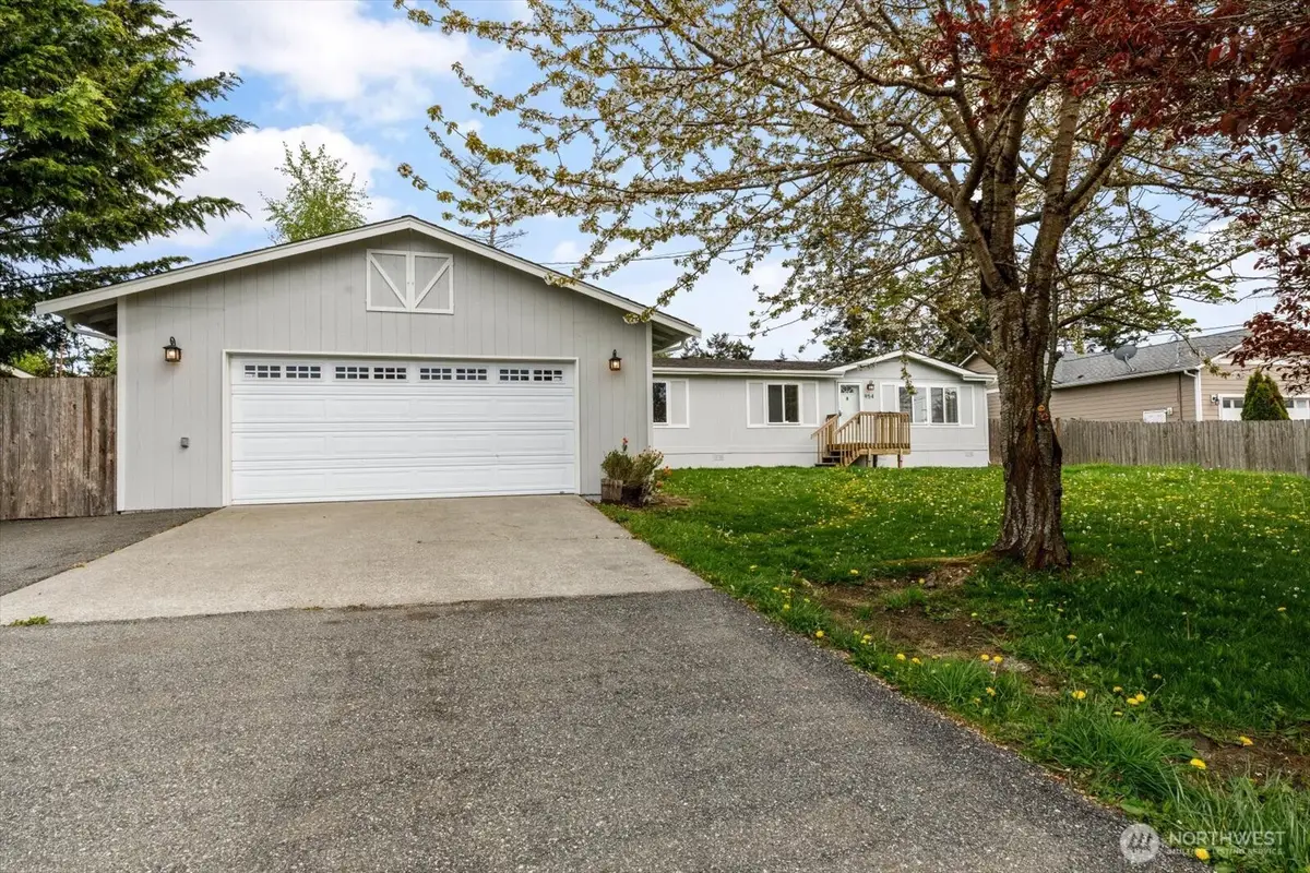954 Shawn Avenue, Oak Harbor, WA 98277 - #1