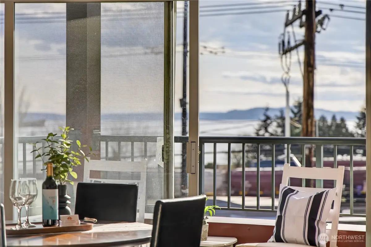 524 6th Avenue W #110, Seattle, WA 98119 - #1