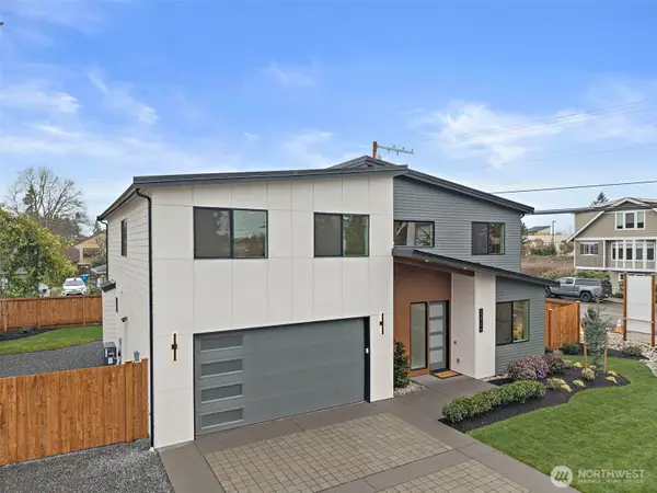 23708 84th Avenue W, Edmonds, WA 98026